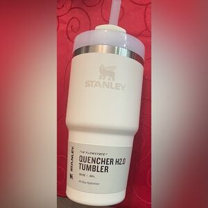 NWT Stanley Classic White Tumbler